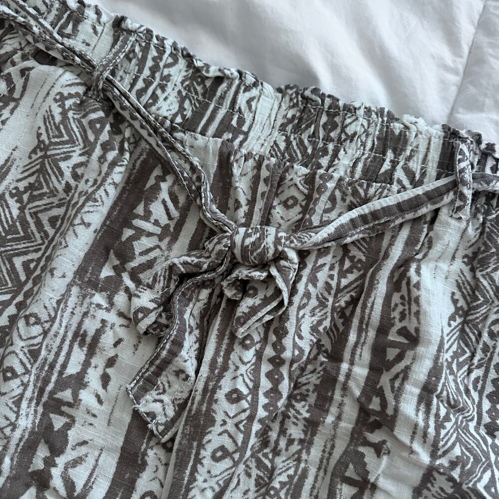 Cali 1850 Aztec Linen Shorts - Gray, Size XL - Picture 2 of 6
